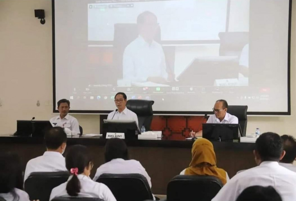 WAKIL BUPATI BADUNG PIMPIN RAKOR TKPK